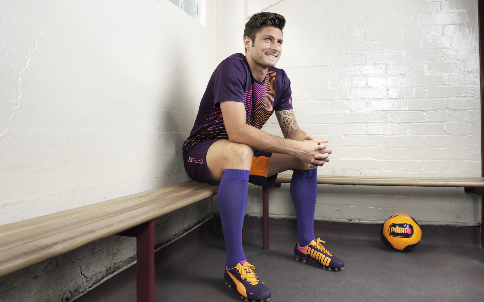 kaiyun开云·官方网站-职业联赛增加多视角直播画面提升技术分析深度，多角度看赛场直播